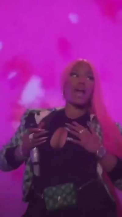 sexy Nicki