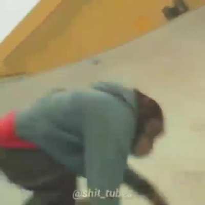quando as mina veem o muca andando de skate