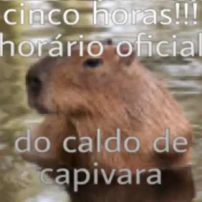 Ta na hora do caldinho gente! Adm traz as tigelas
