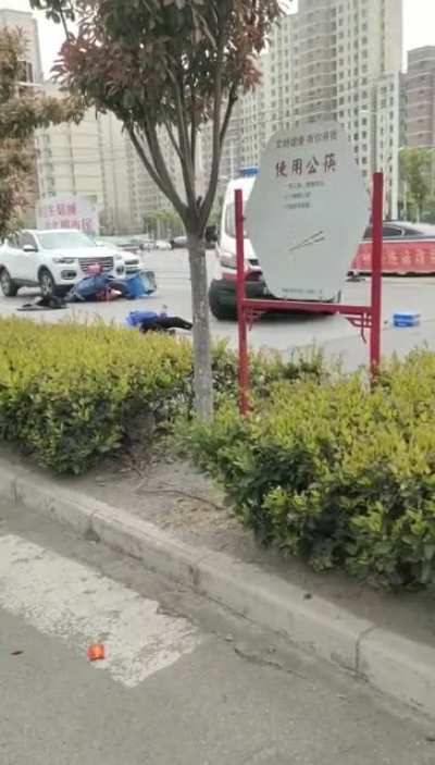 Ambulance accidentally broke the wounded&rsquo;s bones when arrived at the scene