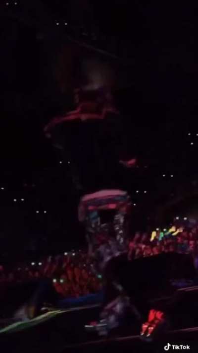 Wallpaper 2 (save as live video)