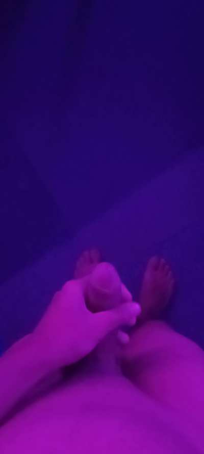 Proč vypad&aacute; tak malince! M&aacute; m&iacute;t aspoň 18cm &amp;gt;:3💕