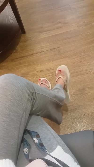 My mk flipflops 