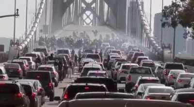 Bikers block traffic on bridge to San Francisco for a sideshow