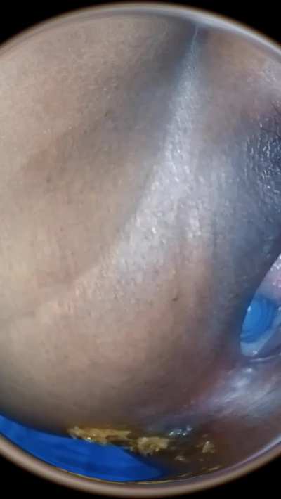 My blue cup says Hi! [F]