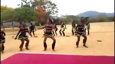 Blessing y'all With The 'Mbakumba' Dance From My People . It's Originally for Thanking The Ancestors For Good Harvest And Now For Their Blessings &hearts;️&hearts;️