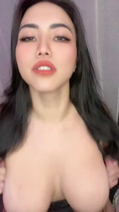 trying to be sexy but cant hide my goofy side (OC)