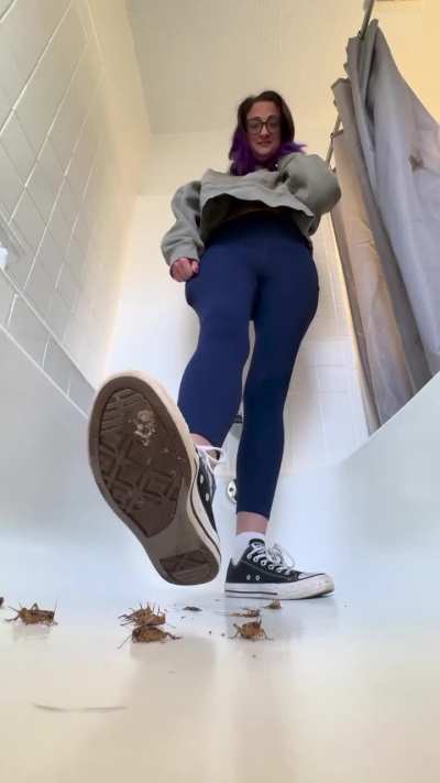 The giantess of your dreams