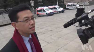 如何以新时代中国特色社会主义习近平思想阐述取消国家主席任期制的优越性？
