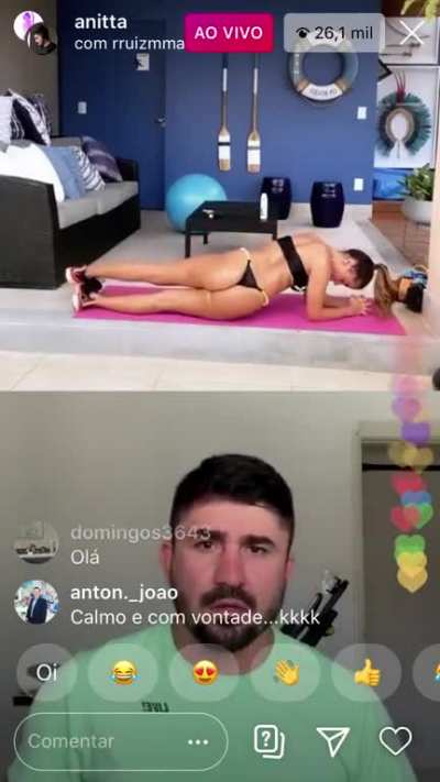 Treino de biqu&iacute;ni na Live