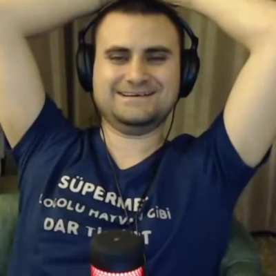 Efe abi g&uuml;l&uuml;yor