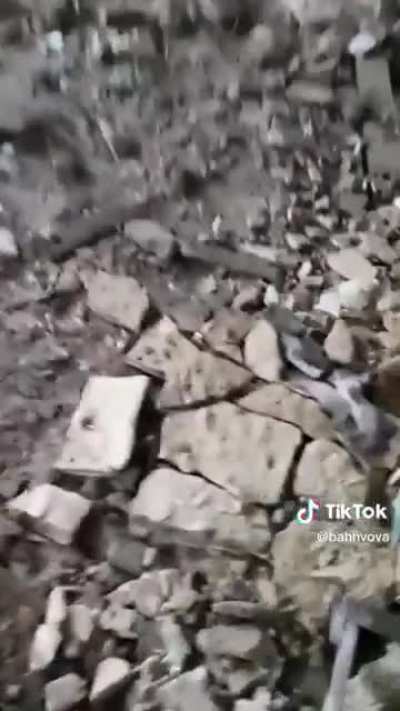 A Russian military base was recently attacked by Ukrainian Army "Himars." A bunch of Russian mobilization soldiers were confirmed dead on the spot.