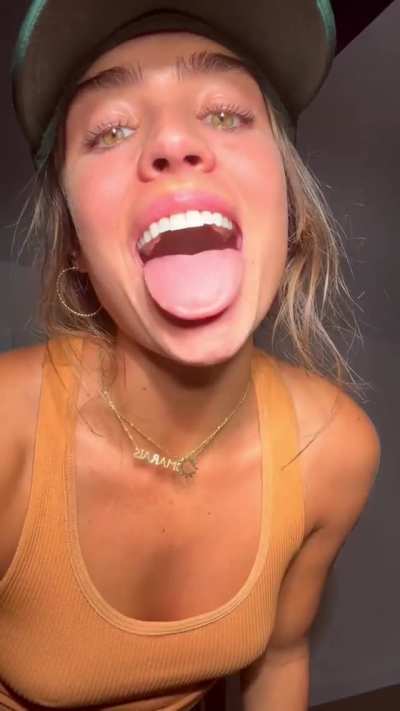 Sommer Ray