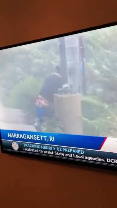 A hurricane is always the best time to go outside
