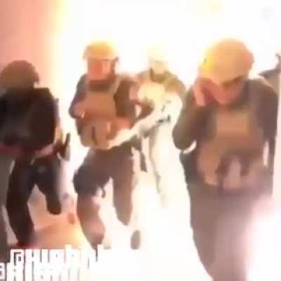Eu e meus casas jogando cod
