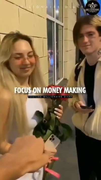 😎 don't chase girls