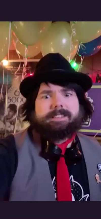Notice me senpai notice me