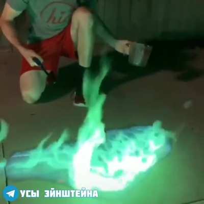 If boric acid is added to any flammable liquid, the flame will be greenish-blue. In ancient times, various "magicians" and illusionists used this counter to show that there was some kind of evil spirit nearby🔮