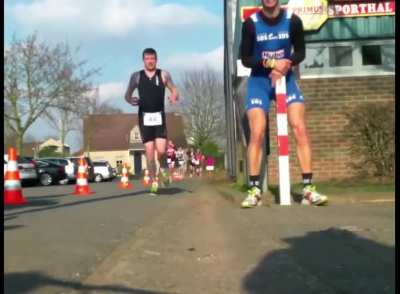 LL: Always pay attention while running in a marathon.