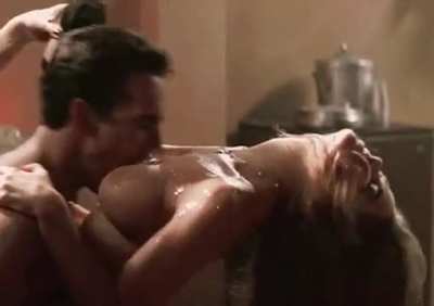 Denise Richards