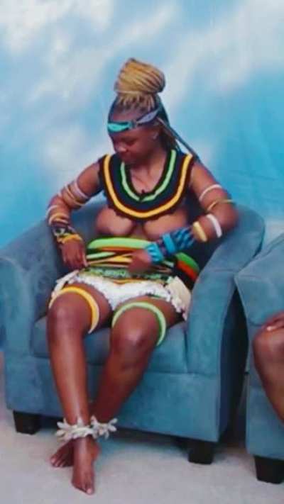 Jump to 5:50 for a demonstration of the different parts of Zulu women&rsquo;s skirts.