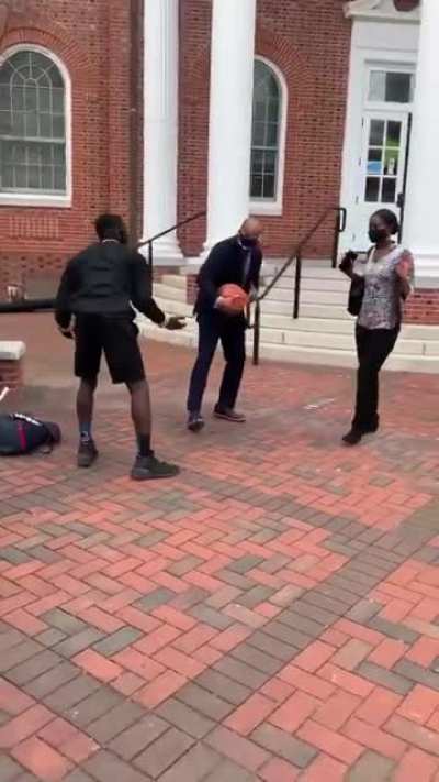 WCGW playing 🏀