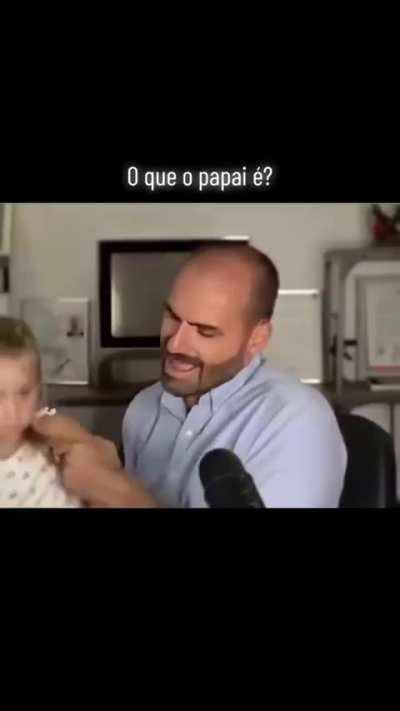 "O que o papai &eacute;?"