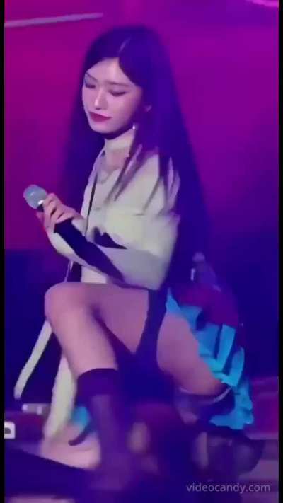 Leeseo