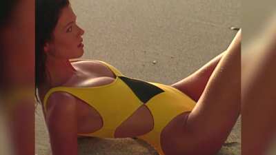 Ingrid Seynhaeve is one of my favorite underrated 90s SI models.