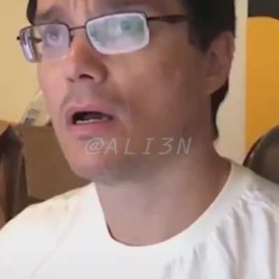 É