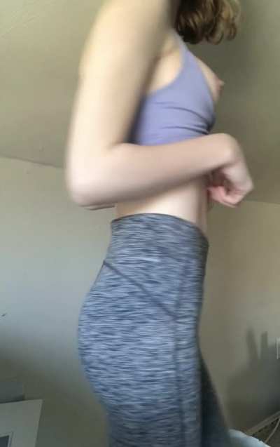 I hope my small titties and body would still get your attention if you saw me working out at the gym 😉😊😊❣️
