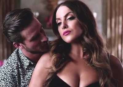 Elizabeth Gillies is so hot