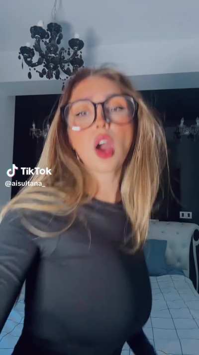 @aisultana_