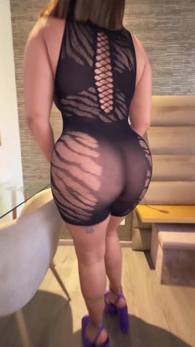 Is my mom bod boner material