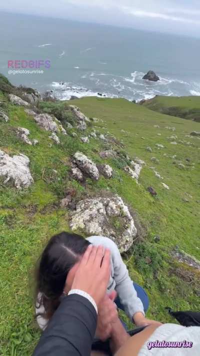 I&rsquo;m just a blowjob girl on a chill hike