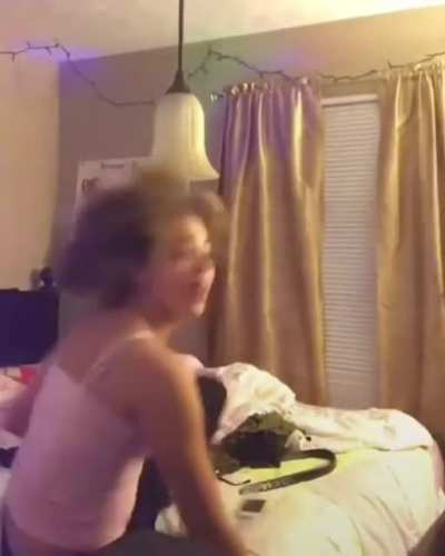 Watch ya head