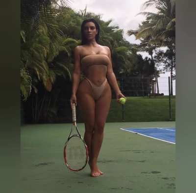KimKardashianBody - Video #8701