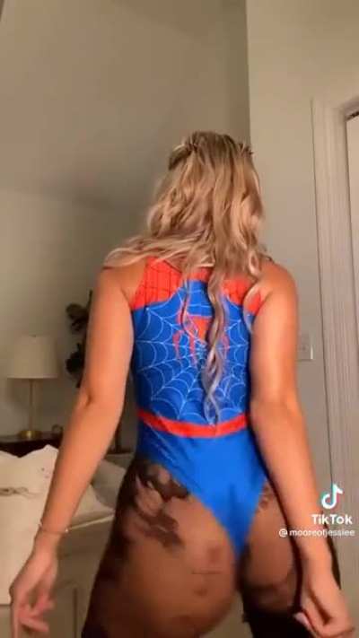 Spider-Woman Twerking