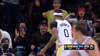 [Highlight] Draymond lobs it to Gary Payton off the steal