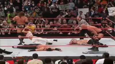 I hate why they did this to lita