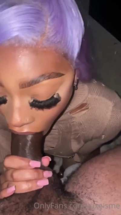 F@m0usl&yen;Le!gh (her vids &amp;amp; pics below)