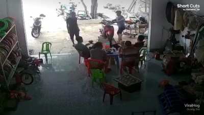 To park a motorbike