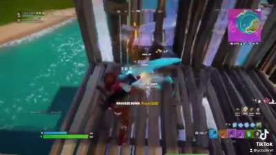 Im streamer that streams on youtube and i stream on twitch a little ima funny content creator my youtube is yoboiTre my twitch is yoboiTre1