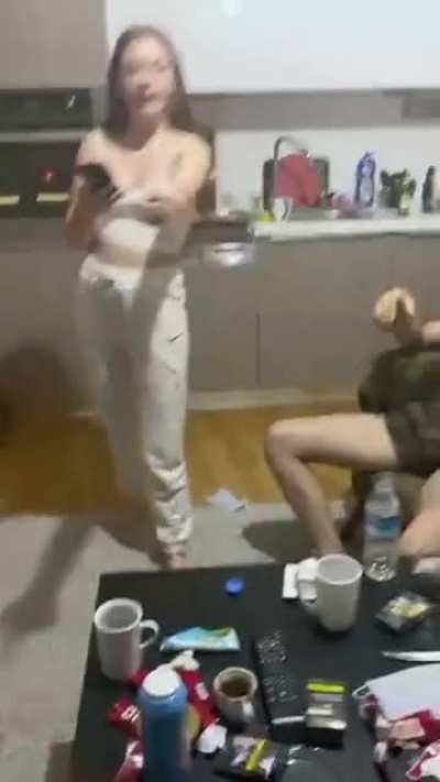 Şu video bir iki defa sorulmuştu bug&uuml;n, ikiye b&ouml;lmek zorunda kaldım - 2. b&ouml;l&uuml;m
