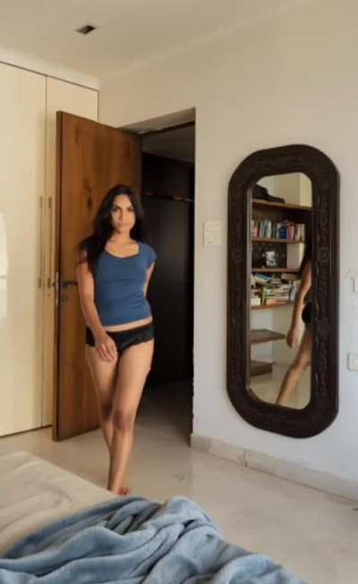 Shruthy Menon &eth;&brvbar;&micro;&eth;&frac14;&eth;