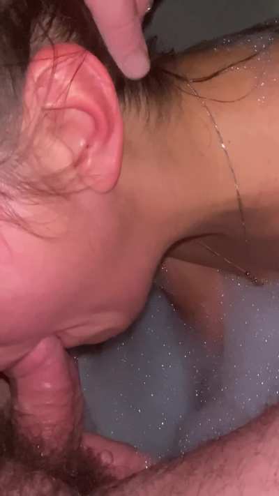 I like to suck in a warm bath