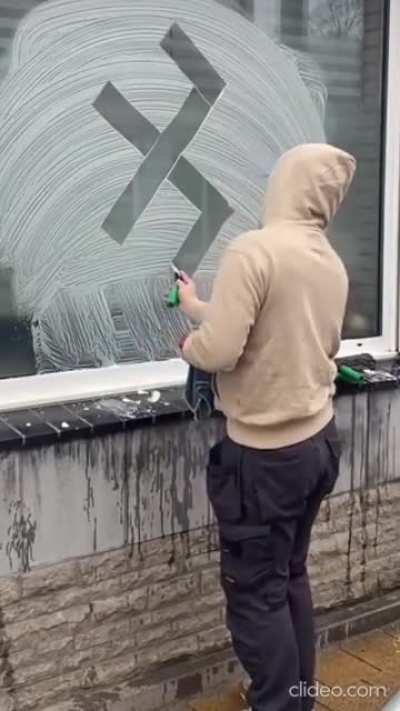 Cleansed Window