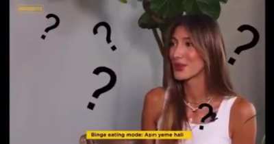 Atamızın Harf Devrimiyle gelen ari Türkçe'miz.. İzindeyiz!