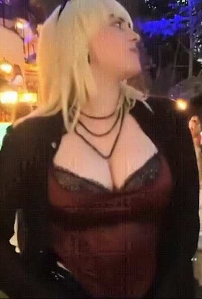 Billie Eilish teasing you. How long could you last with her?