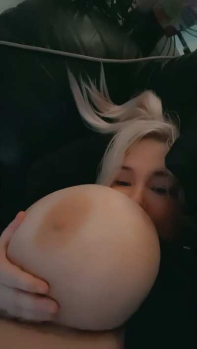 Head comparison. Seeing as you liked the photo so much I added the little vid. ;)